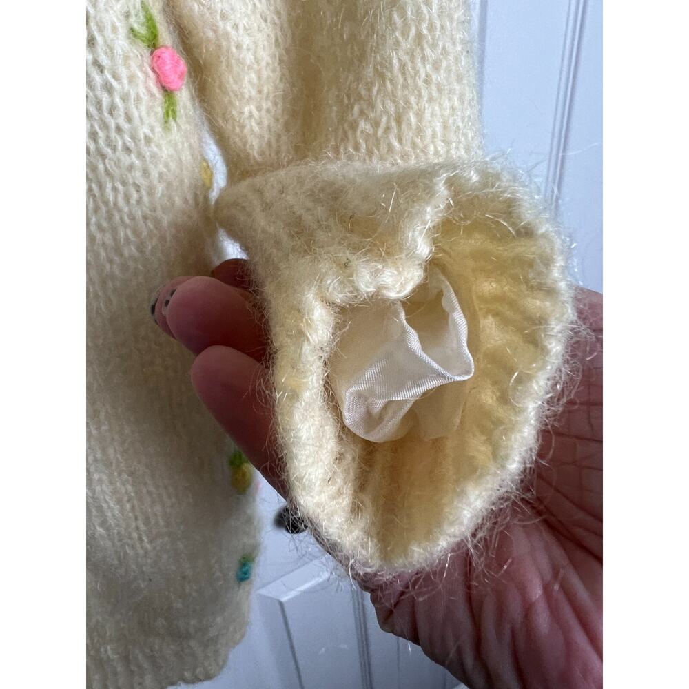 1950s Cream Knitted Crochet Colorful Pom Pom Floral 3D Wool Cardigan Medium - Picture 7 of 10